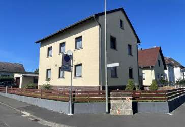 Foto - Haus zum Kaufen in Flörsheim 1.000.000,00 € 215 m²
