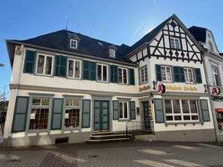 Foto - Haus zum Kaufen in Altenkirchen (Westerwald) 429.880,00 € 245 m²