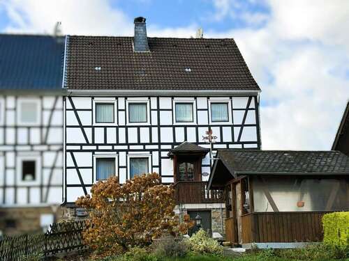 Foto - Haus zum Kaufen in Lindlar 275.000,00 € 135 m²