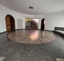 Haus zum Kaufen in Hennef 1.250.000,00 € 500 m²