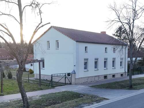 Foto - Haus zum Kaufen in Golzow 130.000,00 € 125.67 m²