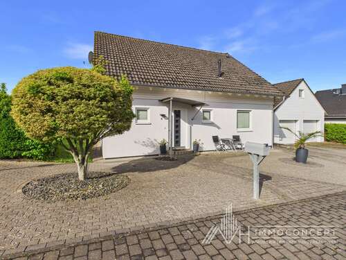 Foto - Haus zum Kaufen in Irmenach 278.000,00 € 139 m²