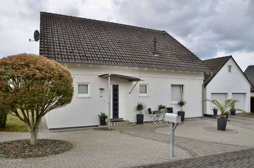 Foto - Haus zum Kaufen in Irmenach 278.000,00 € 136 m²