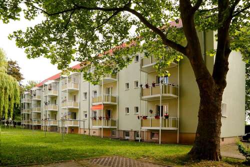 Foto - Wohnung zum Mieten in Weißenfels 295,39 € 50.93 m²