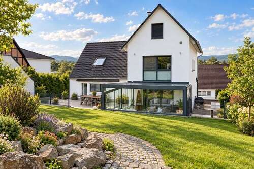 Foto - Haus zum Kaufen in Iserlohn 719.000,00 € 205 m²