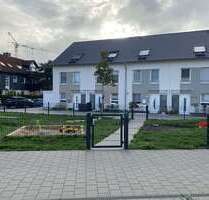Haus zum Mieten in Frankfurt am Main 2.400,00 € 140 m²