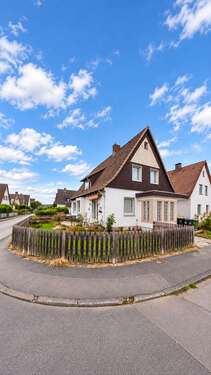 Foto - Haus zum Kaufen in Holzminden 219.000,00 € 105 m²