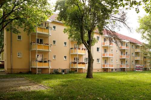 Foto - Wohnung zum Mieten in Weißenfels 369,46 € 63.7 m²