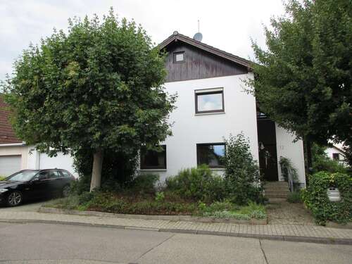 Foto - Haus zum Kaufen in Bruchsal 595.000,00 € 190 m²