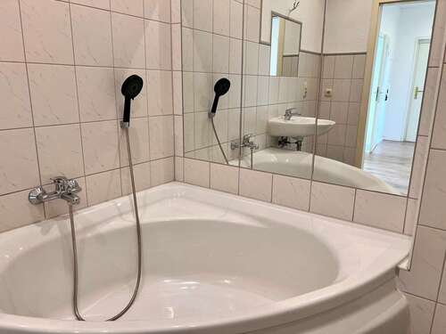 Foto - Wohnung zum Mieten in Reichenbach 300,00 € 62 m²