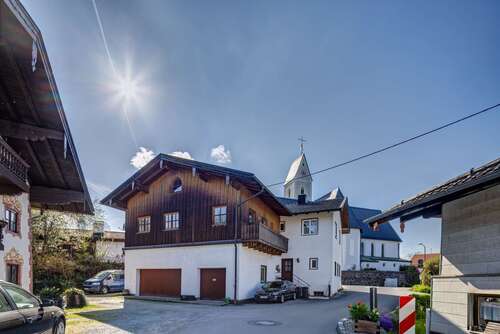 Foto - Haus zum Kaufen in Raubling 525.000,00 € 422.5 m²