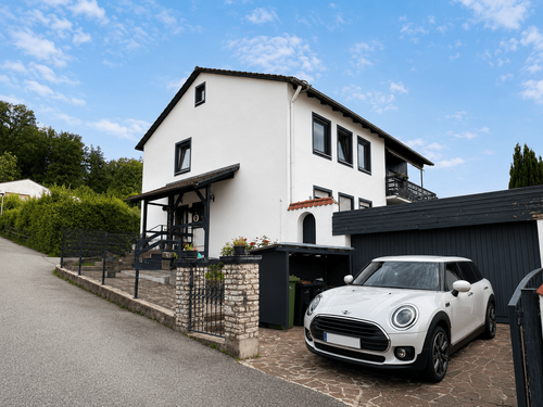 Foto - Haus zum Kaufen in Tiefenbach 749.000,00 € 197 m²