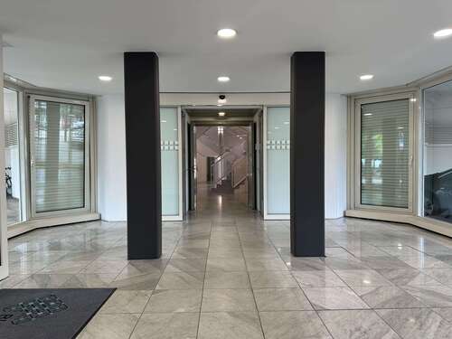 Foto - Büro in Mainz-Weisenau 2.000,00 € 344 m²
