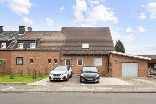 Foto - Haus zum Kaufen in Bergheim 479.000,00 € 247 m²