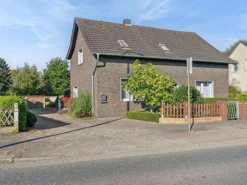 Foto - Haus zum Kaufen in Duisburg 349.000,00 € 120 m²