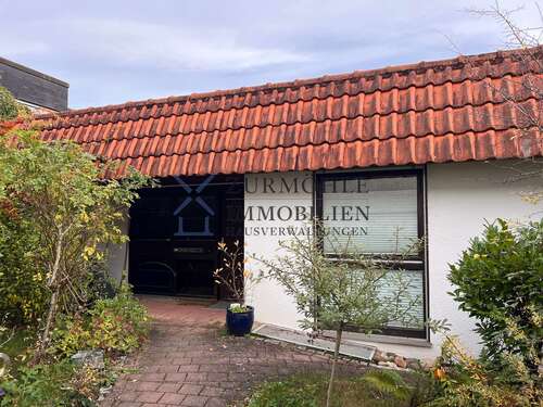 Foto - Haus zum Mieten in Weinstadt 1.950,00 € 215 m²