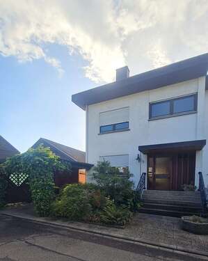 Foto - Haus zum Kaufen in Bietigheim 450.000,00 € 215 m²
