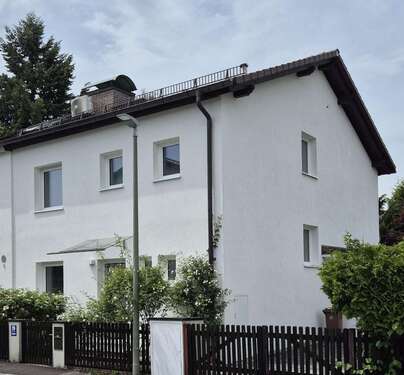Foto - Haus zum Kaufen in Neuried 1.590.000,00 € 146 m²