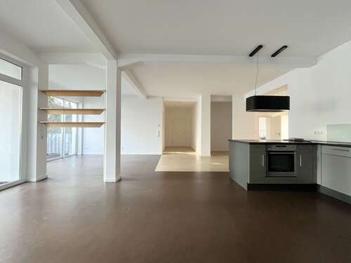 Foto - Wohnung zum Mieten in Stuttgart-Zuffenhausen 1.690,00 € 135.04 m²