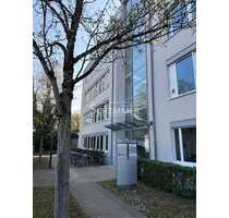 Büro in Freiburg im Breisgau 3.240,00 € 240 m²