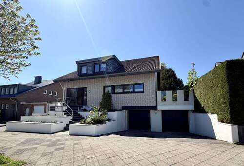 Foto - Haus zum Kaufen in Mönchengladbach 850.000,00 € 225 m²