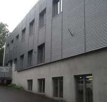 Halle in Wermelskirchen 2.480,00 € 670 m²