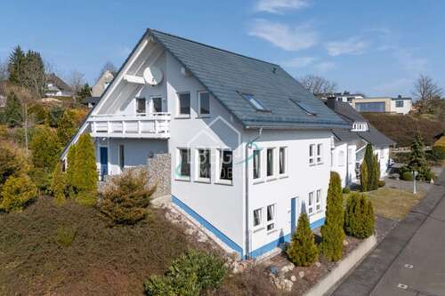Foto - Haus zum Kaufen in Idar-Oberstein 449.000,00 € 174.21 m²