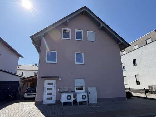 Foto - Haus zum Kaufen in Groß-Zimmern 749.000,00 € 234 m²