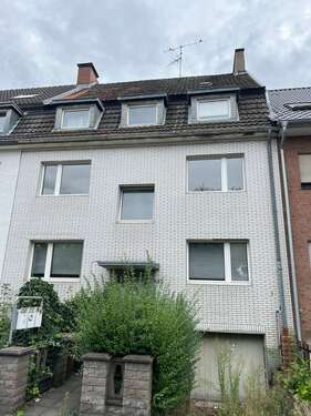 Foto - Haus zum Kaufen in Köln 950.000,00 € 390 m²