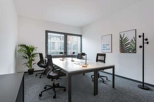 Foto - Büro in Bad Homburg v. d. Höhe 1.550,00 € 42 m²