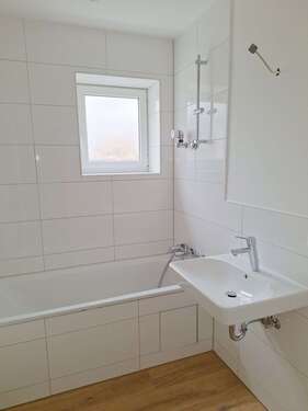 Foto - Wohnung zum Mieten in Augsburg 947,00 € 71.18 m²