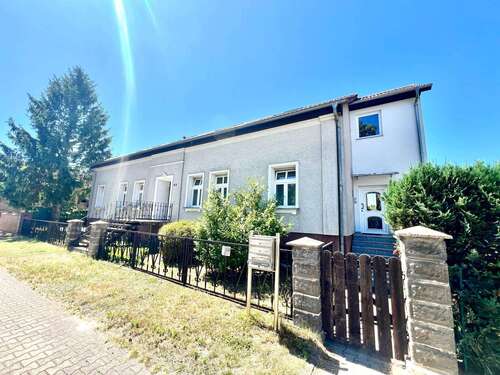 Foto - Haus zum Kaufen in Oranienburg 479.000,00 € 323.88 m²