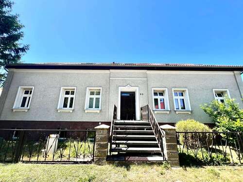 Foto - Haus zum Kaufen in Oranienburg 479.000,00 € 323.88 m²