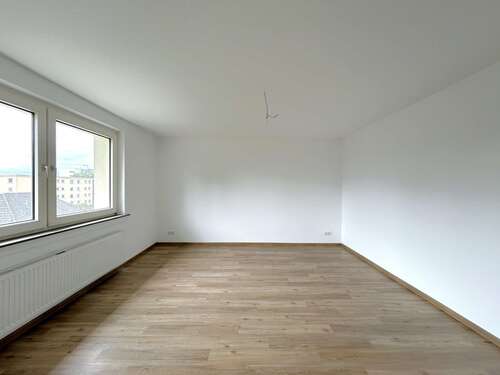 Foto - Wohnung zum Mieten in Garbsen 544,32 € 72 m²