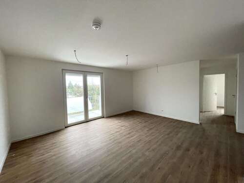 Foto - Wohnung zum Mieten in Huttenheim 1.095,00 € 75.38 m²
