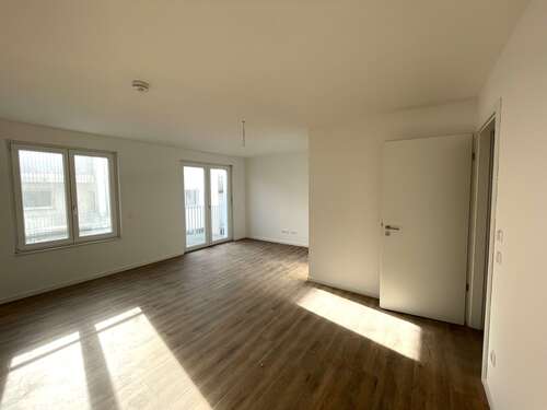 Foto - Wohnung zum Mieten in Huttenheim 1.160,00 € 79.41 m²