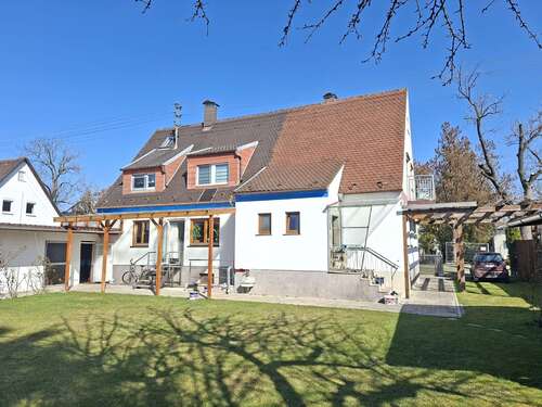 Foto - Haus zum Kaufen in Augsburg 1.100.000,00 € 172 m²