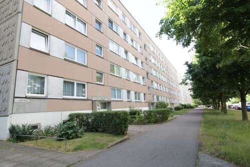Foto - Wohnung zum Mieten in Schwerin 411,00 € 65.99 m²