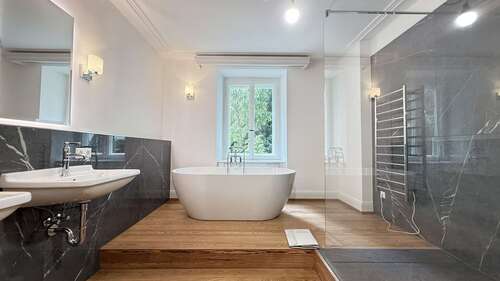 Foto - Wohnung zum Mieten in Baden-Baden 3.300,00 € 190.5 m²
