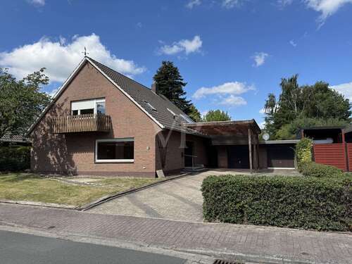 Foto - Haus zum Kaufen in Westerstede Halsbek 395.000,00 € 187.06 m²