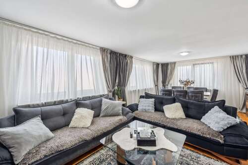 Foto - Haus zum Kaufen in Freudenstadt 320.000,00 € 220 m²