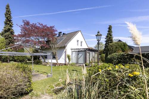 Foto - Haus zum Kaufen in Neuss 649.000,00 € 127 m²