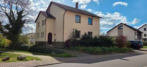 Foto - Haus zum Kaufen in Überherrn 180.000,00 € 160 m²