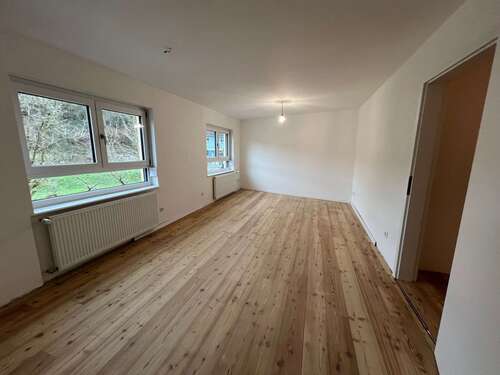 Foto - Wohnung zum Mieten in Hausen 935,00 € 98 m²