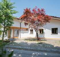 Haus zum Mieten in Holzkirchen 3.500,00 € 270 m²