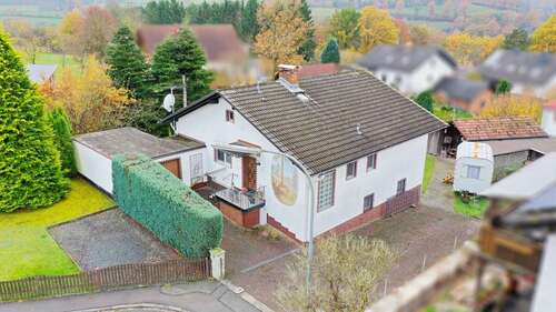 Foto - Haus zum Kaufen in Bad Soden Salmünster-Mernes 279.000,00 € 139.59 m²