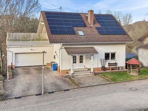 Foto - Haus zum Kaufen in Wallhalben 390.000,00 € 215 m²