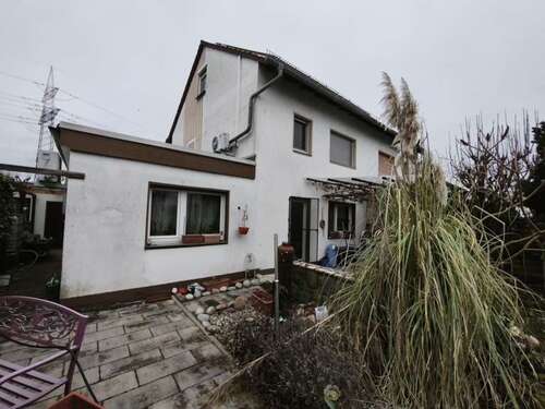 Foto - Haus zum Kaufen in Hattersheim 629.000,00 € 142 m²