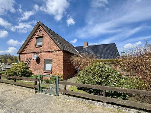 Foto - Haus zum Kaufen in Hemmoor 175.000,00 € 100 m²