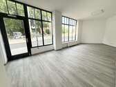 Büro in Rostock 700,00 € 58 m² - 700,00&nbsp;EUR Kaltmiete, ca.&nbsp; 58,00&nbsp;m&sup2; in Rostock (PLZ: 18057)